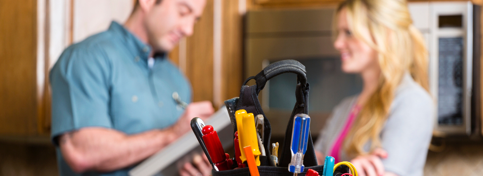 Cand si cum alegi un instalator sau un electrician bun?