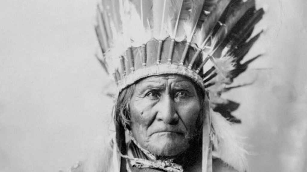 10 dintre cele mai mari capetenii si lideri amerindieni