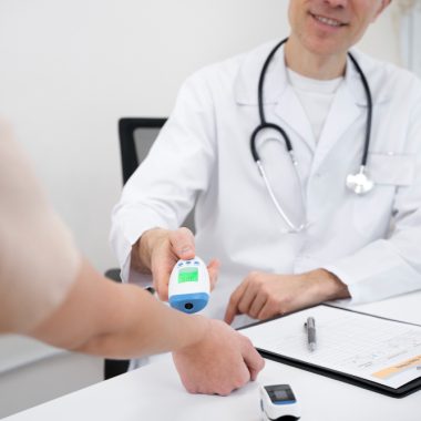 Cum alegi un medic diabetolog bun la Cluj-Napoca, ghid pentru pacienții care vor mai mult decât o rețetă