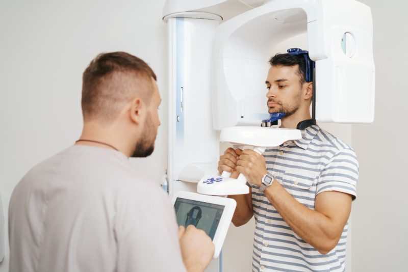 Cum arată drumul unei lucrări dentare de la scanarea intraorală până la pacient?
